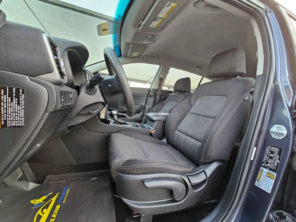Kia Sportage 2019 model, clean, without accident, agency airbags  The car is very clean for sale on HiQuota