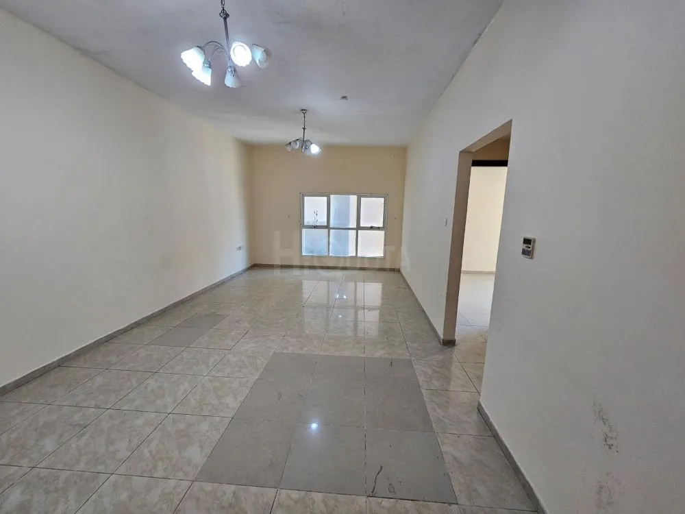 بلكونة مساحة -على مخرج دبى - مساحة واسعة -تشطيب سوبر لوكس -غرفة وصالة للايجار السنوى بالمجاز3