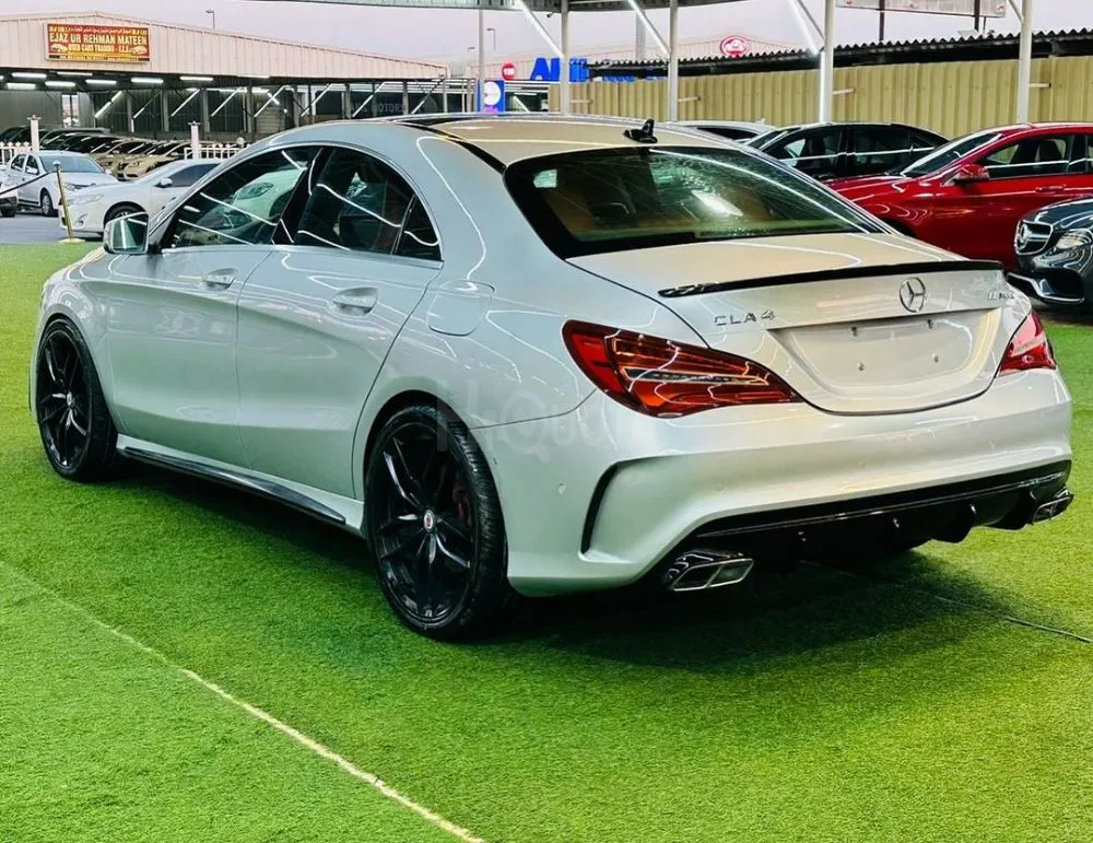 Mercedes CLA250, model 2018, American specifications, in excellent condition for sale on HiQuota