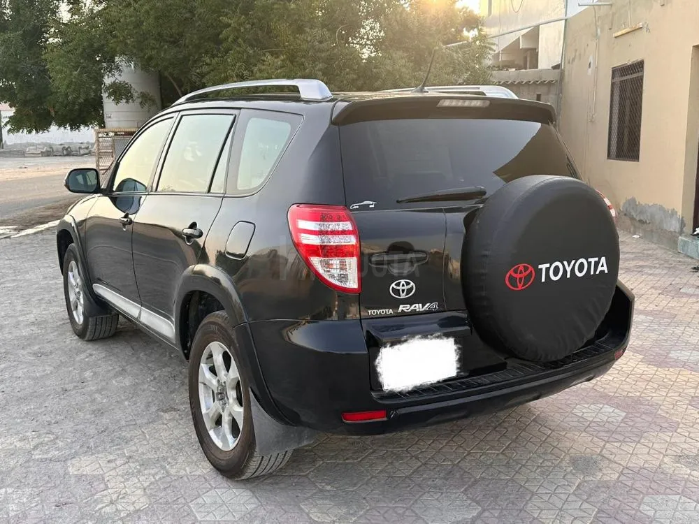 RAV4 model 2011 GCC for sale on HiQuota