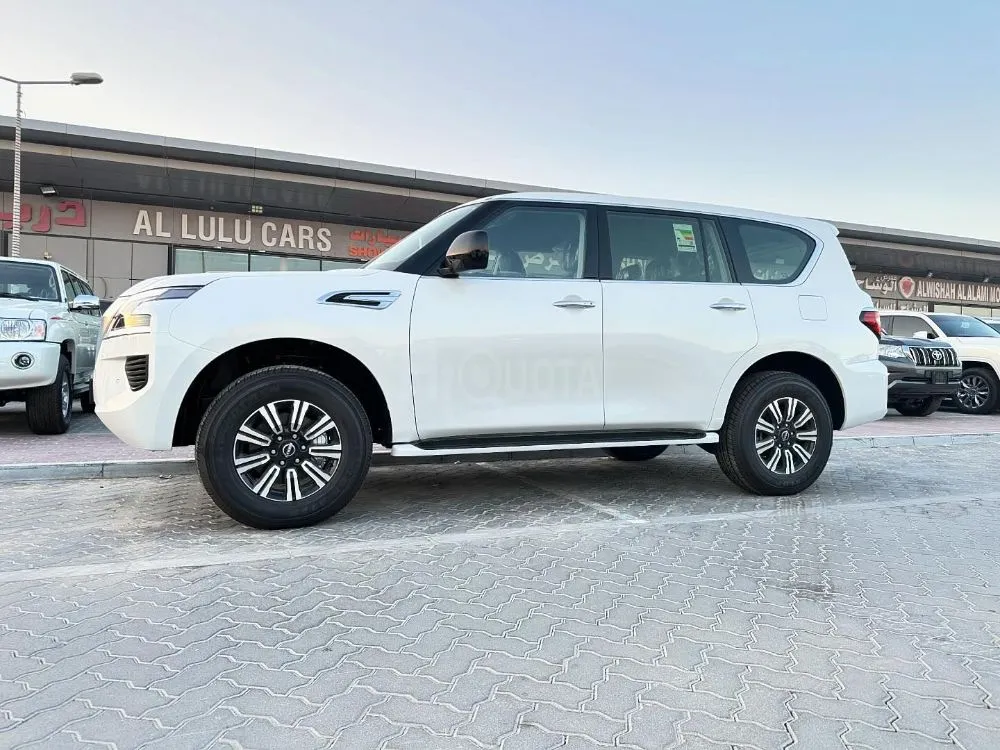 Nissan Patrol XE V6 Model 2024 6 cylinder engine for sale on HiQuota