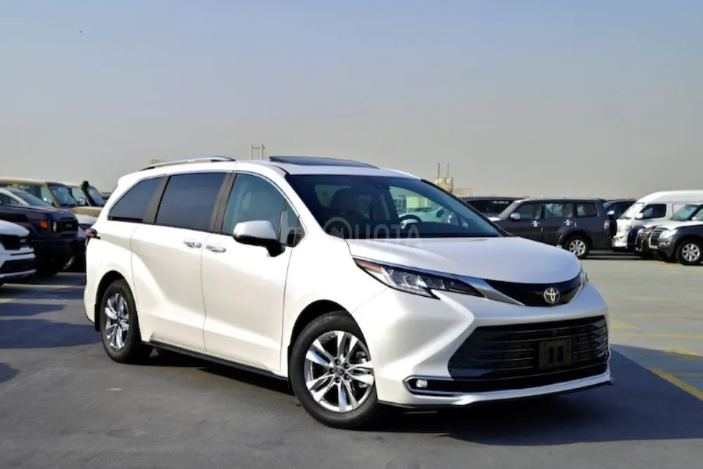 TOYOTA SIENNA LIMITED  2024 2.5L D-AWD-7-SEATER E-CVT for sale on HiQuota