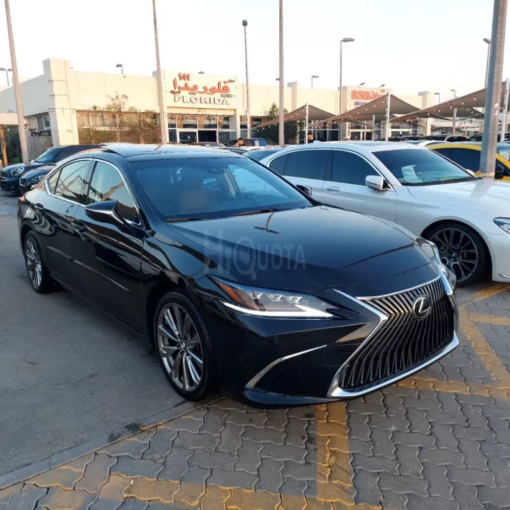 Lexus ES350 Platinum 2020 model  Canadian import