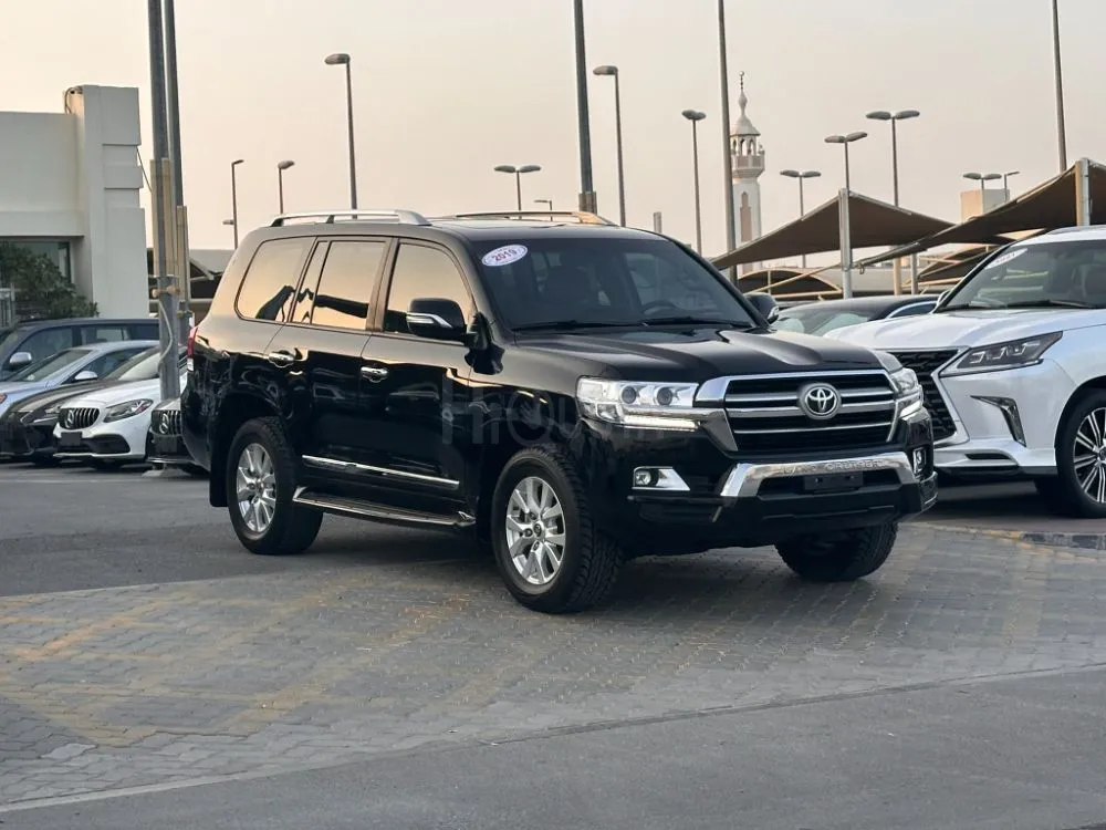 TOYOTA Land Cruiser 2019 GCC Specs GXR for sale on HiQuota