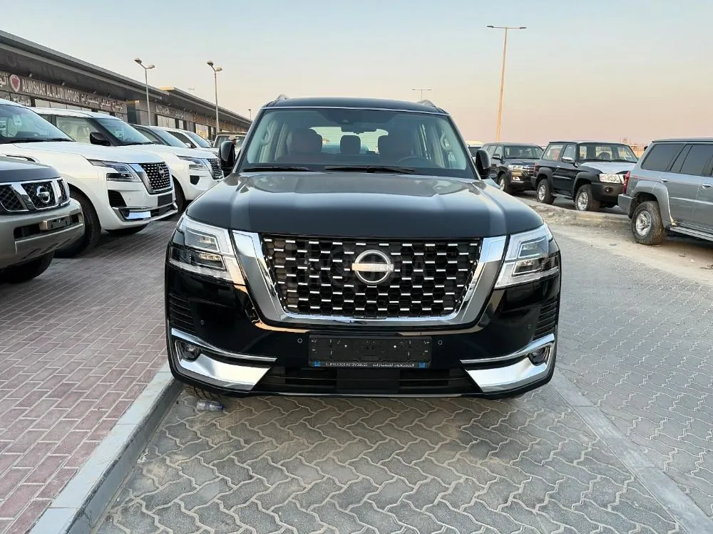 Nissan Titanium LE V8  Model 2024  8 cylinder engine  5600 Cc for sale on HiQuota