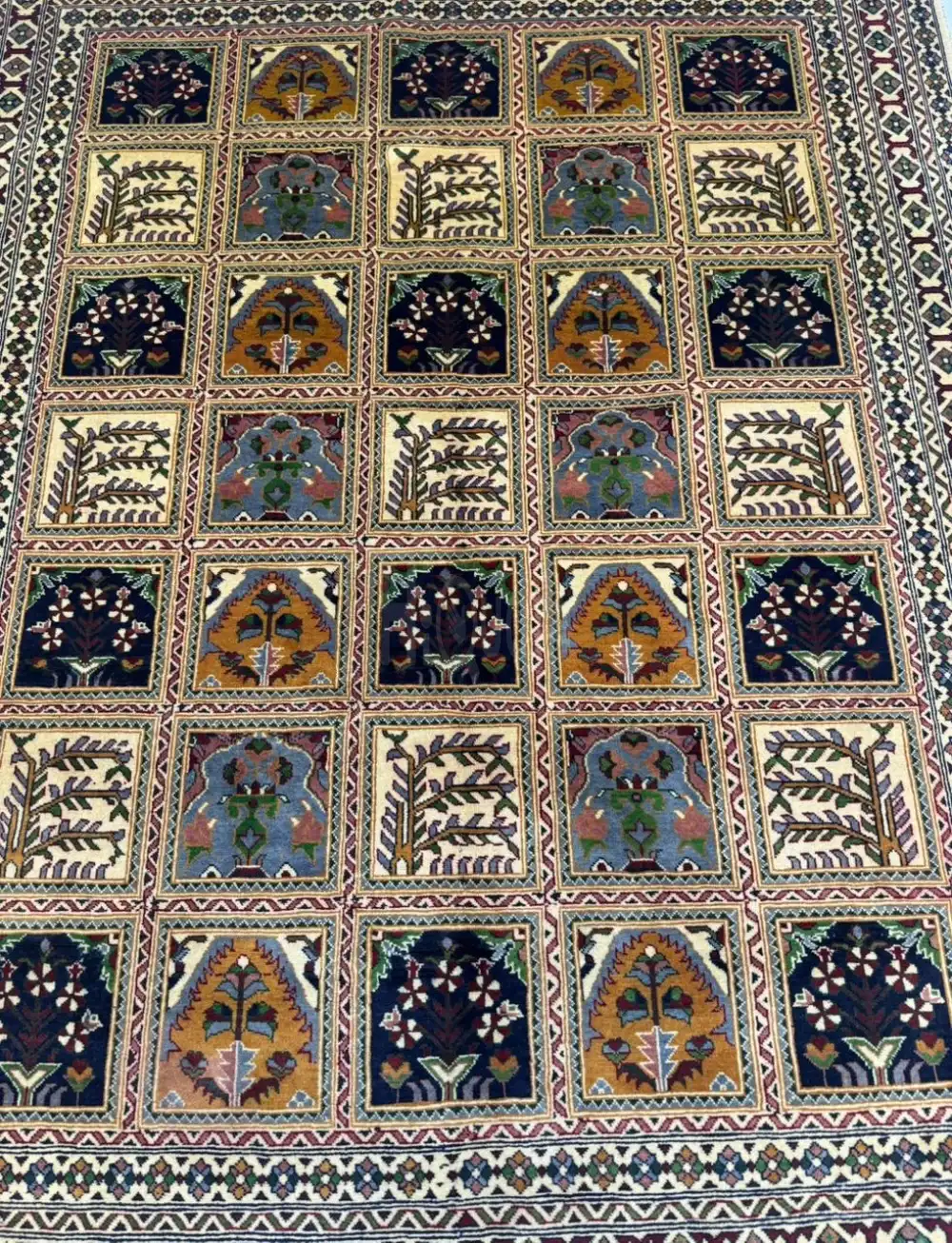 Beautiful Handmade Afghani 4 season design carpet