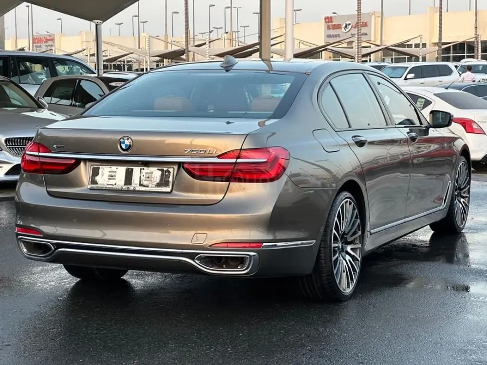 BMW 750 Li TWIN POWER TURBO  Model: 2017  Specifications: Gulf for sale on HiQuota