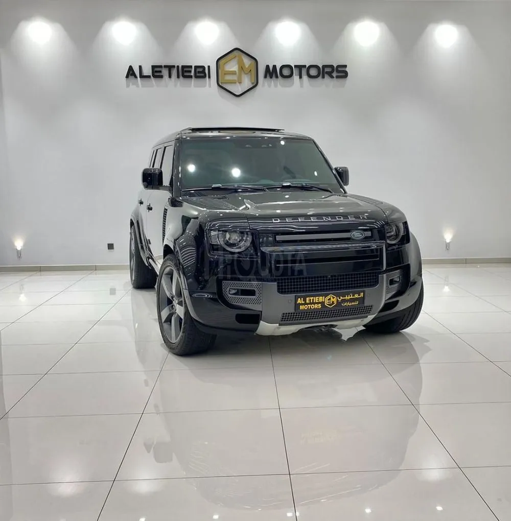LAND ROVER DEFENDER 110 P525 V8 EDITION MODEL 2022 29000 KM for sale on HiQuota