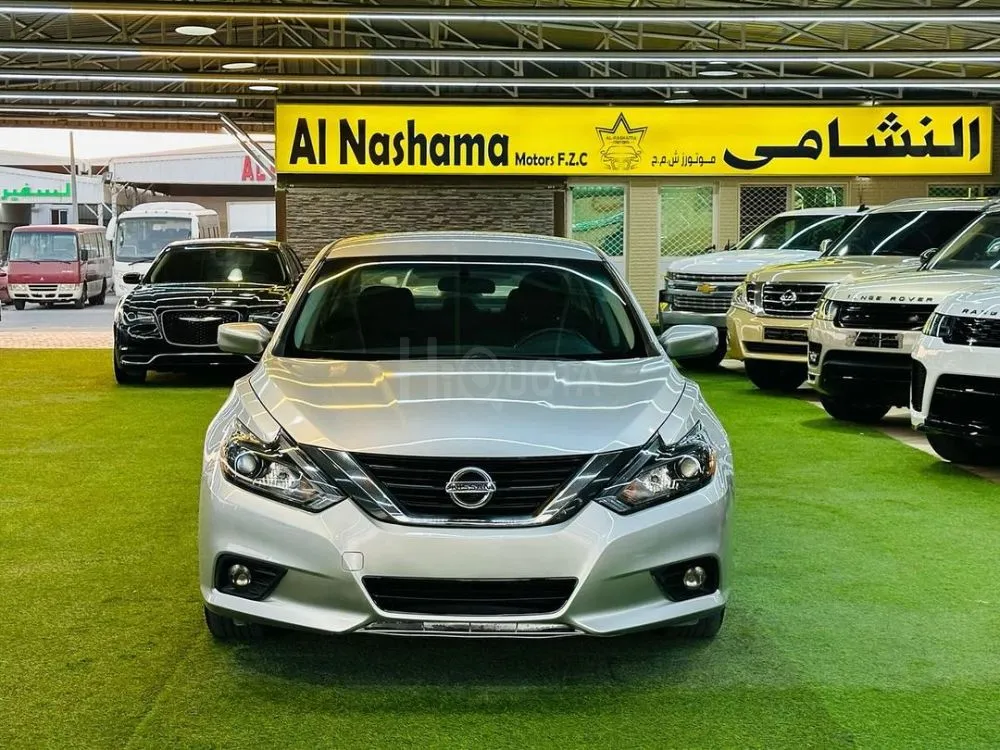 Nissan Altima SV Model 2016 American specifications, very excellent condition for sale on HiQuota