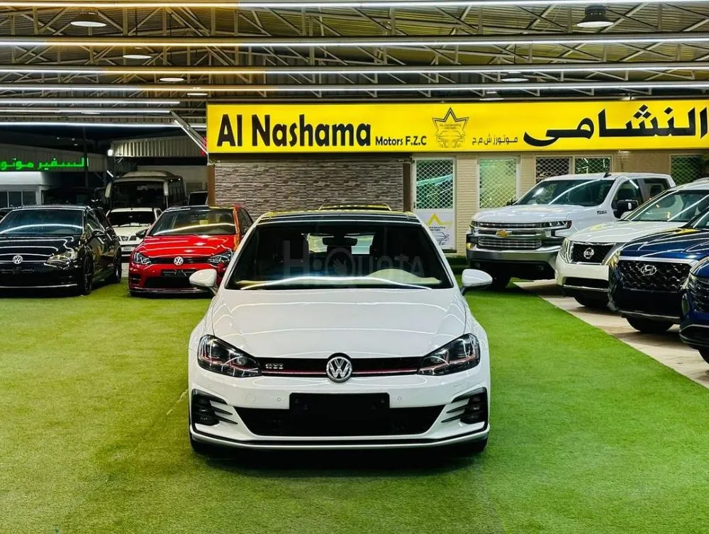 Golf GTI, model 2018, in agency condition, without accidents, without faults, first owner from the agency for sale on HiQuota