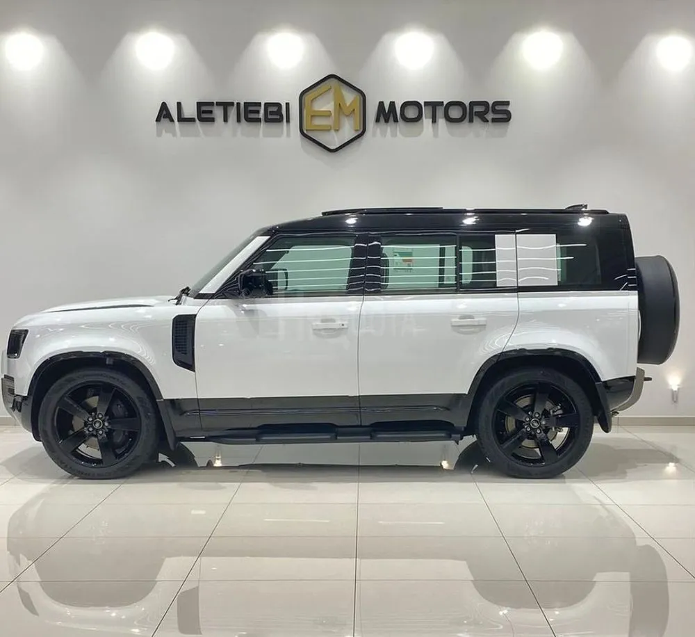 LAND ROVER DEFENDER 110 X-DYNAMIC HSE P400 MODEL 2025 0 KM GCC AL TAYER MOTORS WARRANTY 5 YRS CONTRACT SERVICE 60,000 for sale on HiQuota