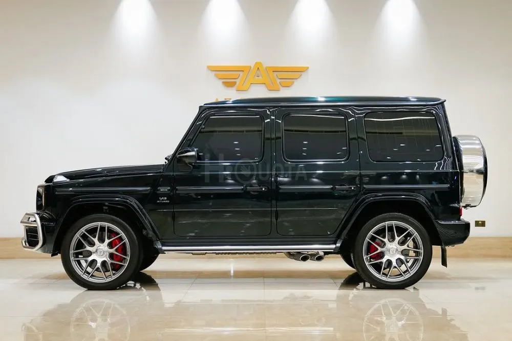 MERCEDES BENZ AMG G63 / NIGHT PACKAGE / WARRANTY AND SERVICE CONTRACT / GCC SPECIFICATION for sale on HiQuota