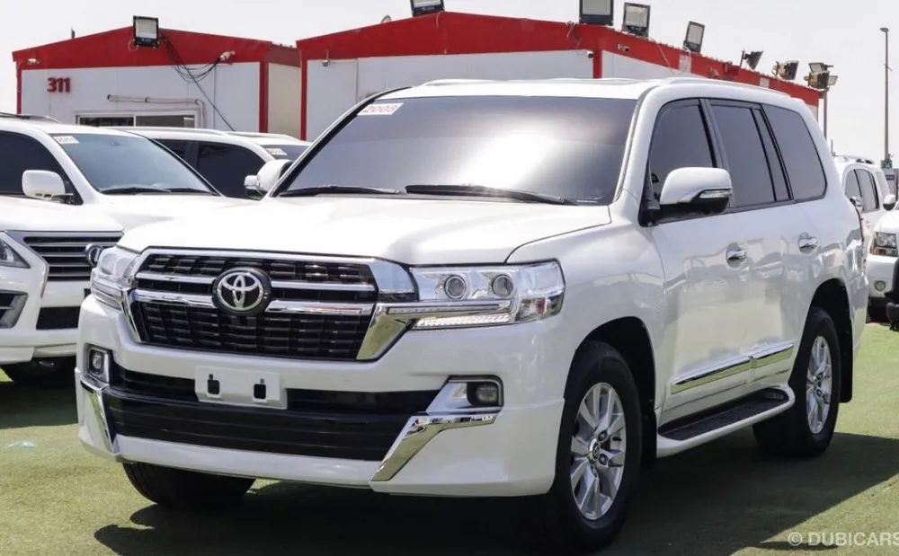 Toyota Land Cruiser Model: 2008 Colour: white inside beige Specifications: No. 1 (8 cylinder) Condition: 2008 converted 2020 for sale on HiQuota