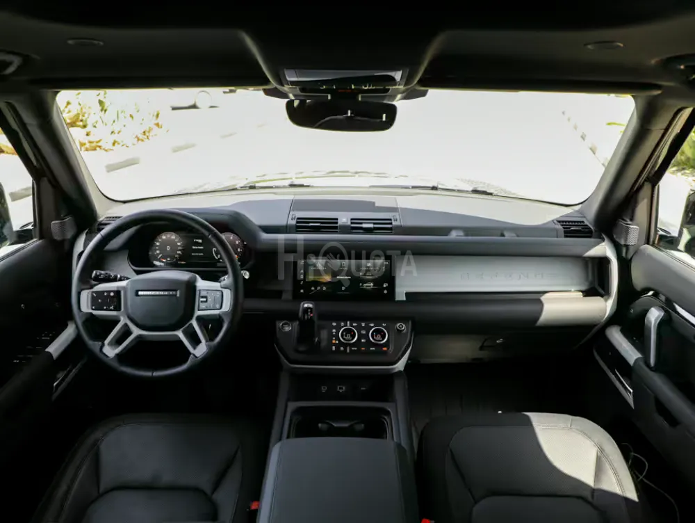 Land Rover Defender X-DYNAMIC 110 P400 SE 2024 for sale on HiQuota