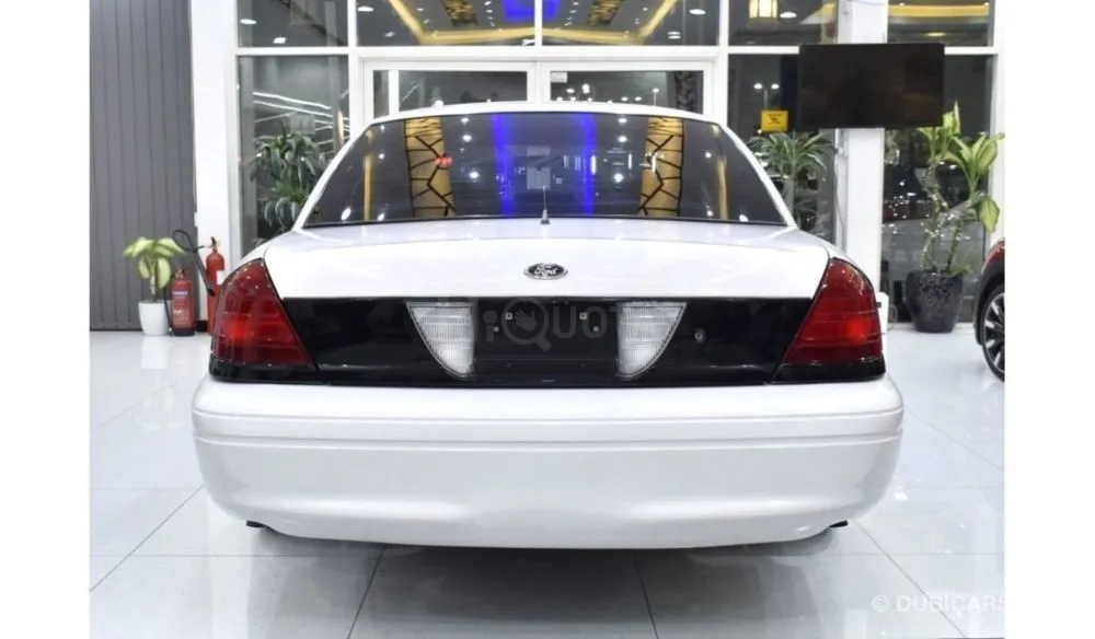 ORIGINAL AMERICAN POLICE CAR! Ford Crown Victoria ( 2008 Model ) in White Color American Specs for sale on HiQuota