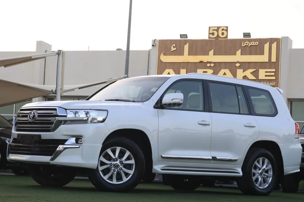 TOYOTA LAND CRUISER 2017 GXR V6 for sale on HiQuota