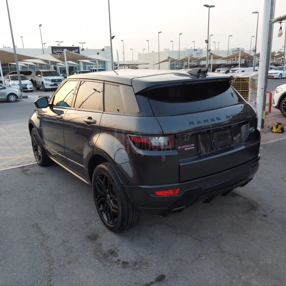لاند روفر ايفوك R دينميك