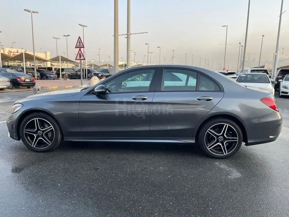 Mercedes C300  Model: 2020  Specifications: American for sale on HiQuota