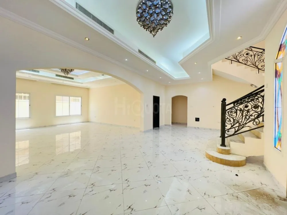 🌟 فيلا فاخرة للإيجار في دبي - الخوانيج 1 🌟