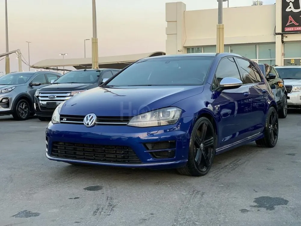 Volkswagen Golf R. Model 2015. The interior color is black. for sale on HiQuota