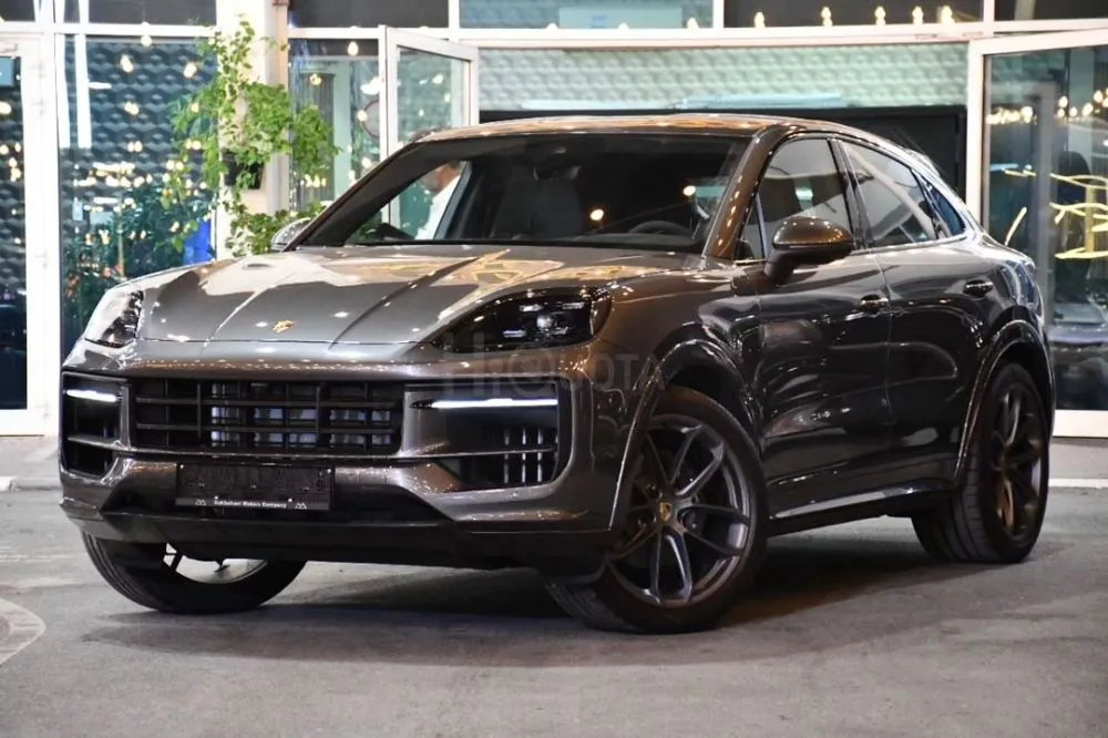 Porsche Cayenne Coup 2025 Black Edition GCC under warranty Model: 2025 for sale on HiQuota