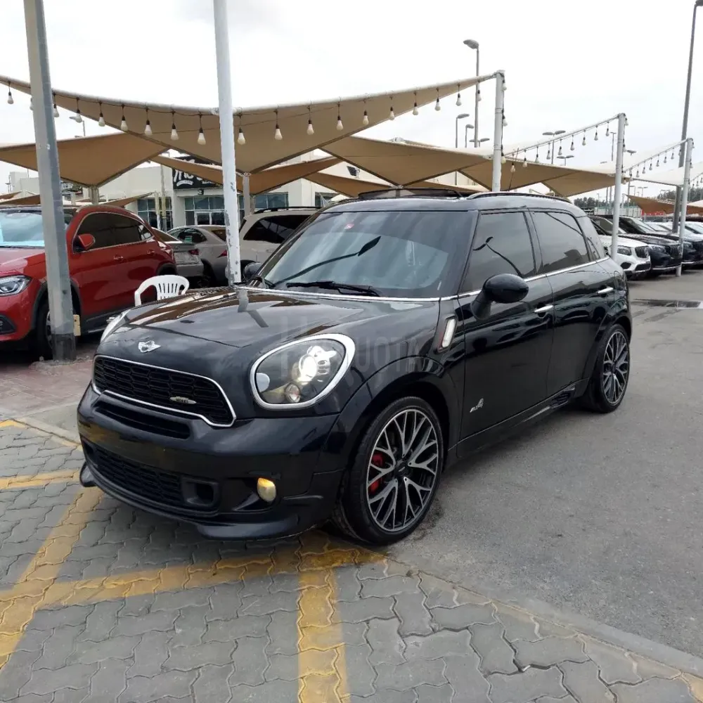 Mini Countryman 4S 2015 model  Gulf full option