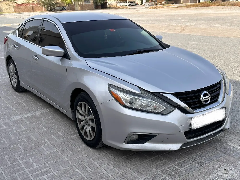 نيسان التيما موديل 2017 وارد امريكا مسرفس بالكامل ماشي 190 الف ميل استخدام يومي مطلوب 20000 قابل للتفاوض 0552726578 for sale on HiQuota