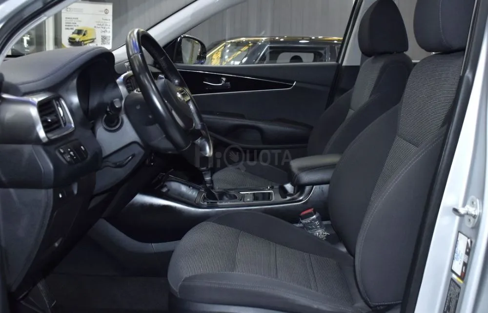 Kia Sorento EXCELLENT DEAL for our KIA Sorento ( 2019 Model ) in Silver Color GCC Specs for sale on HiQuota