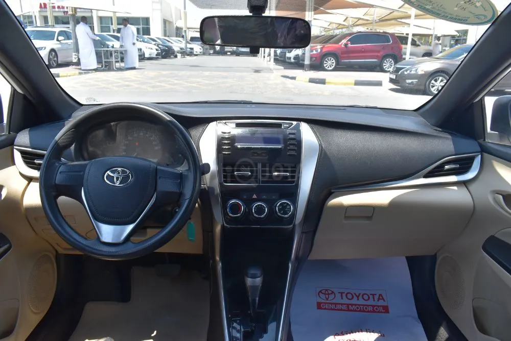 toyota yaris hatchback 2019 4 Clyinder GULF SPECS