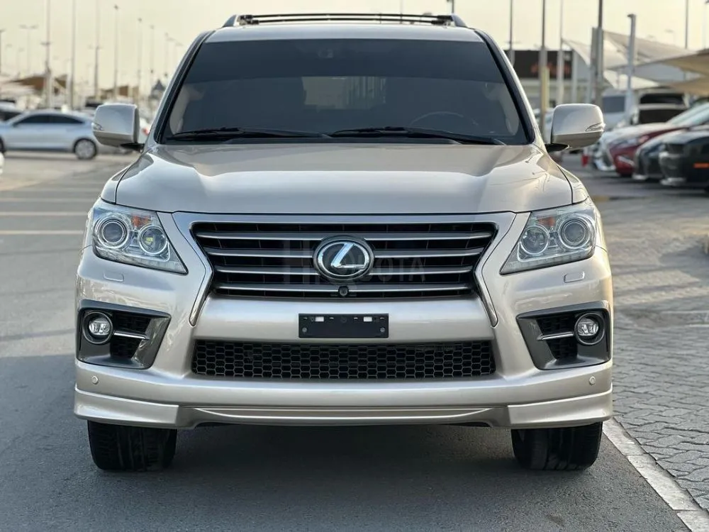 Lexus LX 570 2014  GCC  color is golden inside saffron for sale on HiQuota