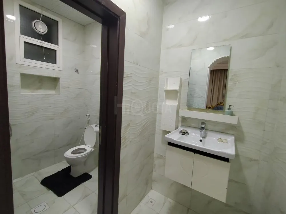 فيلا زاوية للبيع عجمان المويهات سعر مغري