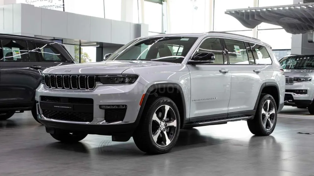 Jeep Grand Cherokee 2024  L Limited Plus 4WD for sale on HiQuota