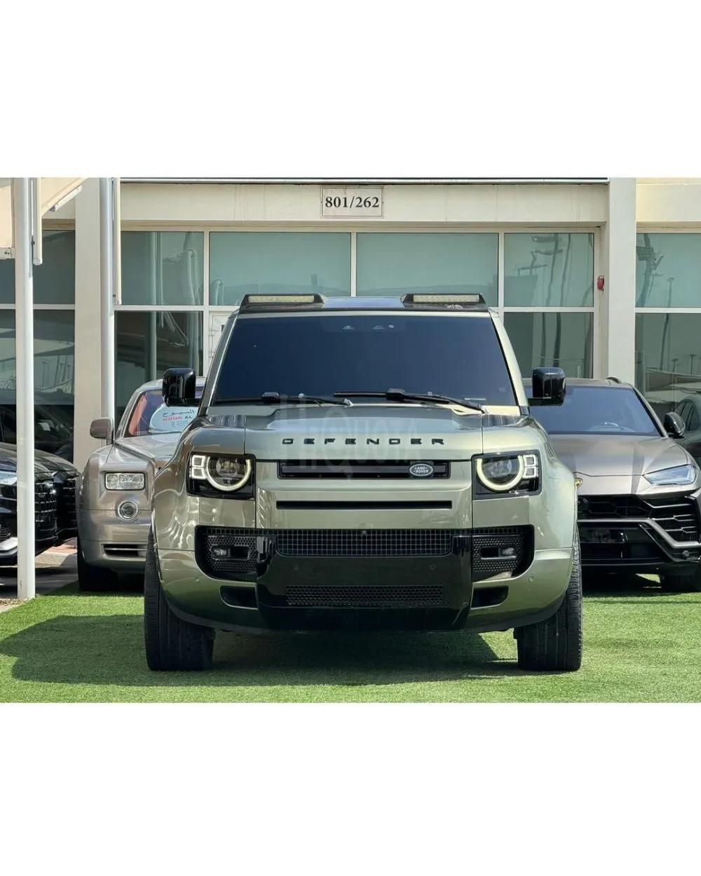 LAND ROVER DEFENDER SE P400 GCC 2020 V6 FULL OPTION