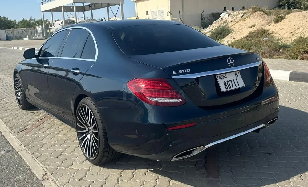 مرسيدس e 300 2017 for sale on HiQuota