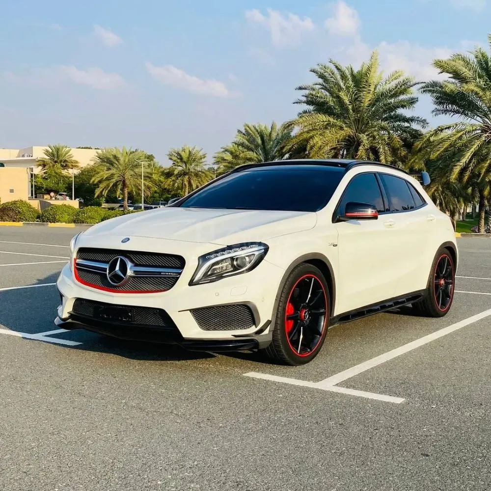 Mercedes-Benz GLA 45AMG Dyeing agency No accidents 2015 model GCC