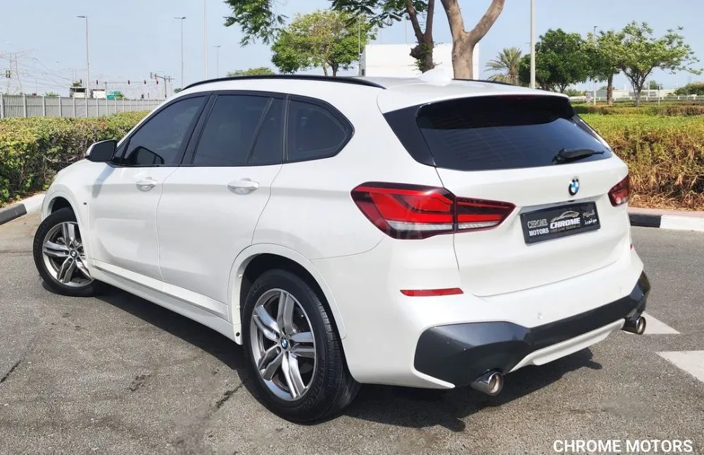 BMW X1 2020 SDRIVE 20I EXCLUSIVE ,GCC SPEC. 5DR SUV, 2L 4CYL PETROL, AUTOMATIC, REAR WHEEL DRIVE for sale on HiQuota