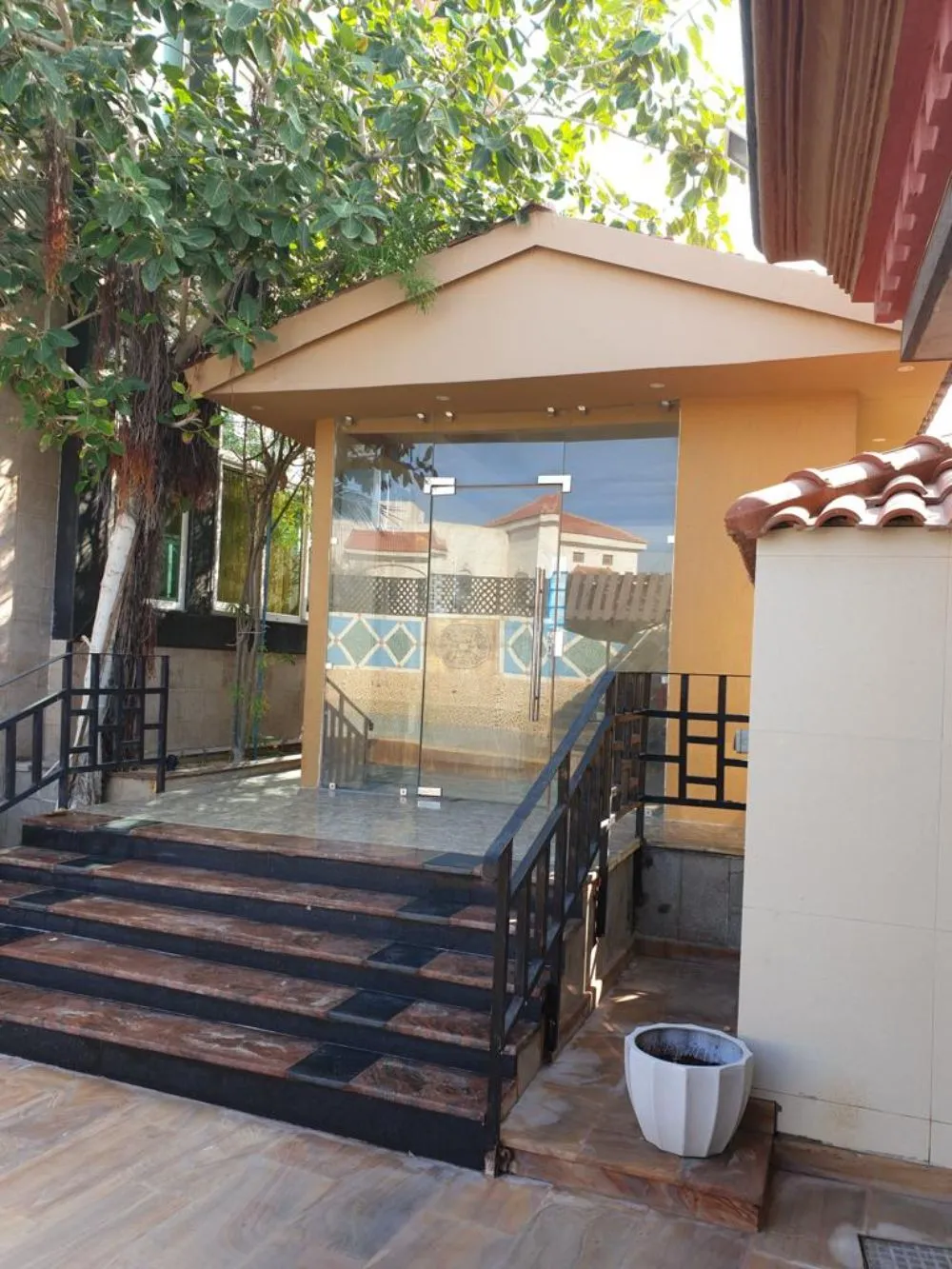 للبيع في الشارقة فيلا سكنية