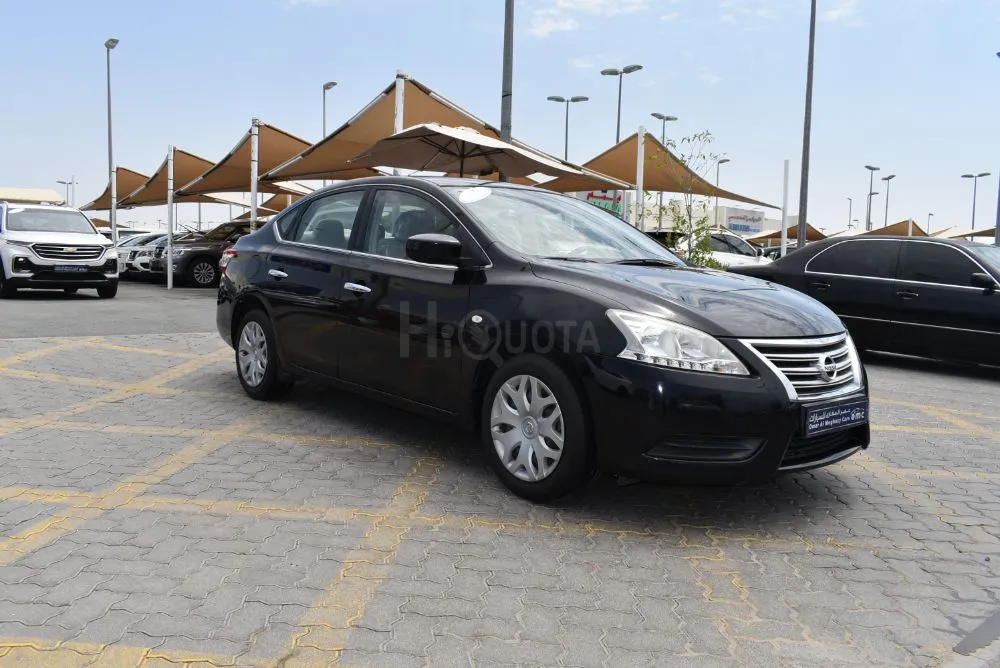 Nissan sentra 2020 black 4 Clyinder  GULF SPECS CAR