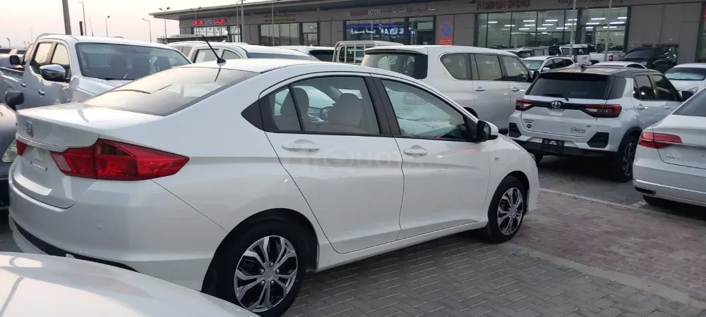 Flood Free 2019 Honda City LX 1.5L GCC Specifications for sale on HiQuota
