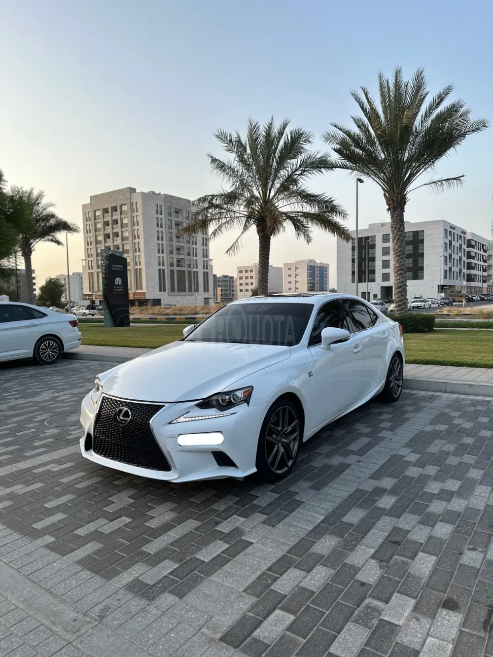 لكزس ISF 300 وارد امريكا موديل 2016  اللون ابيض من داخل احمر for sale on HiQuota