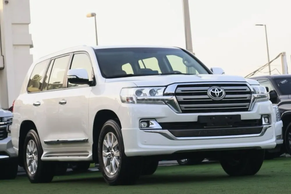 TOYOTA LAND CRUISER 2018 GXR V8 GCC for sale on HiQuota