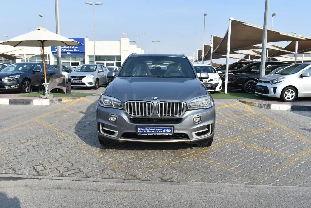 BMW X5 X35I 6 Clyinder GULF SPECS CAR