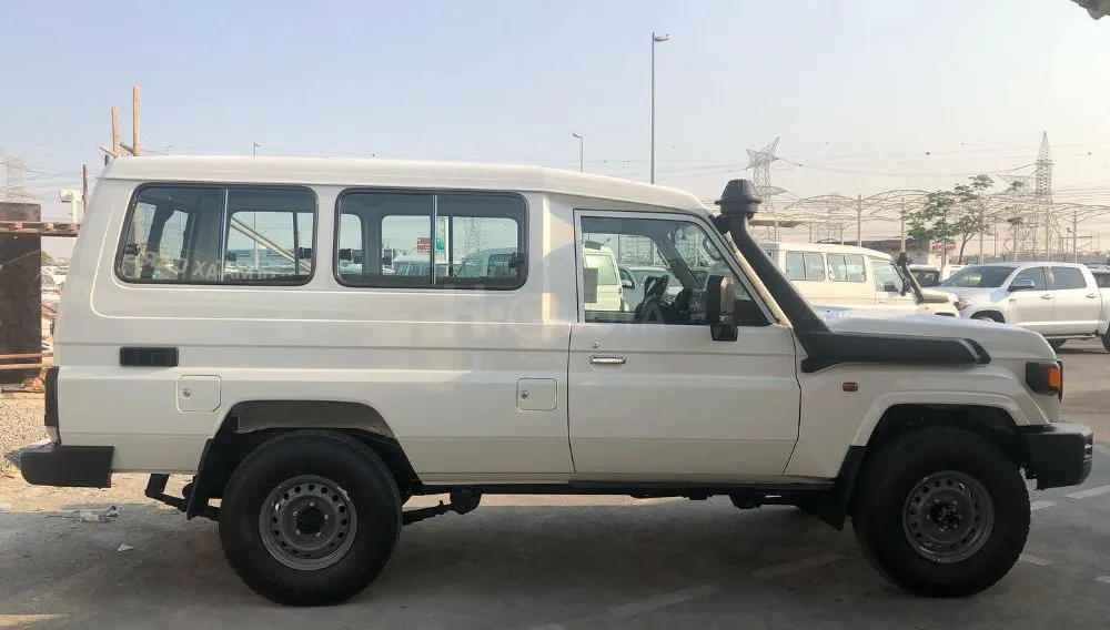 Toyota Land Cruiser Hard Top TOYOTA LC 78 HARDTOP 4.0 PETROL MY 2024 COLOR WHITE MANUAL for sale on HiQuota