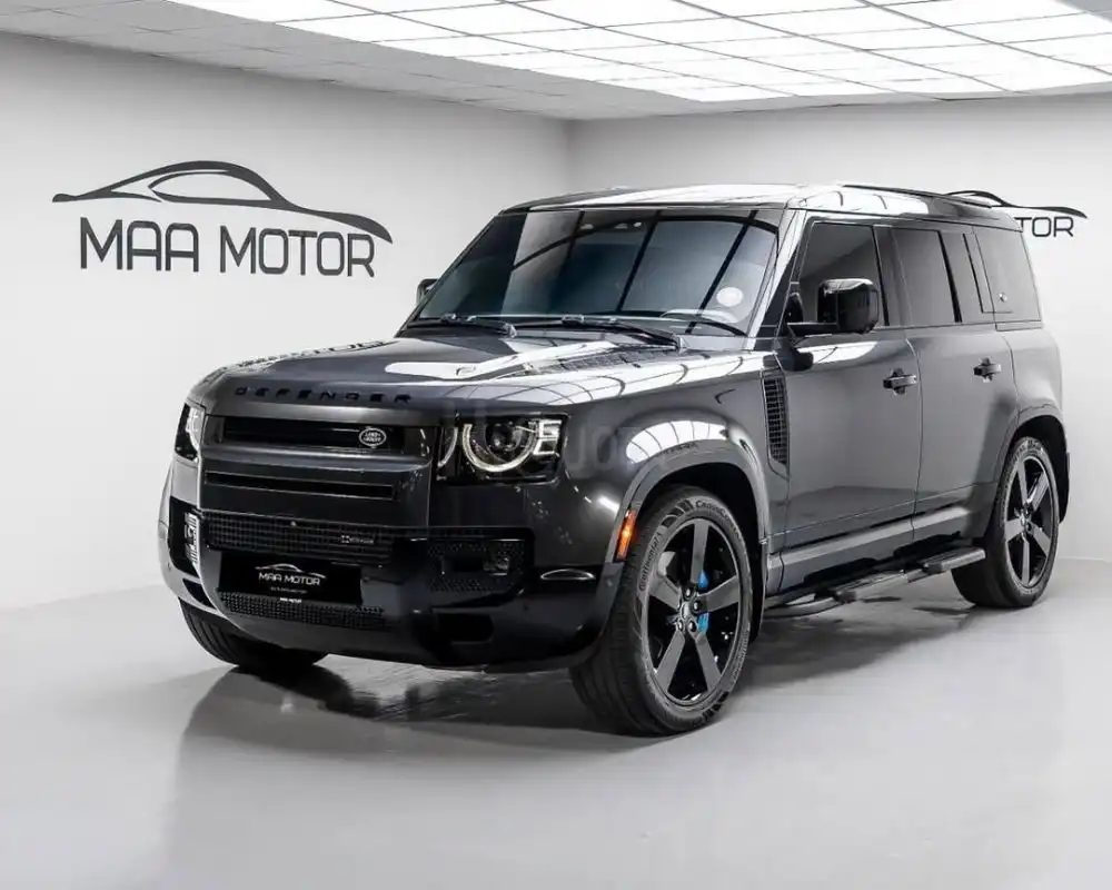 Range Rover Defender P400 2023 for sale on HiQuota
