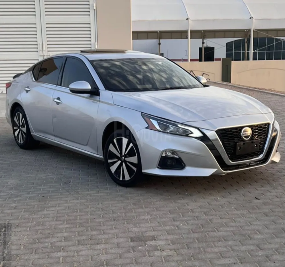نيسان التيما 2019SL Clean Title for sale on HiQuota