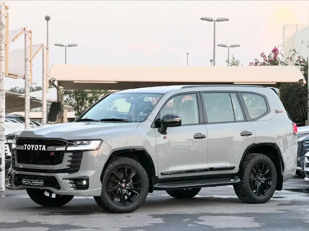 Toyota Land Cruiser Full Upgraded 2023 GR Kit Model : 2012 GCC for sale on HiQuota