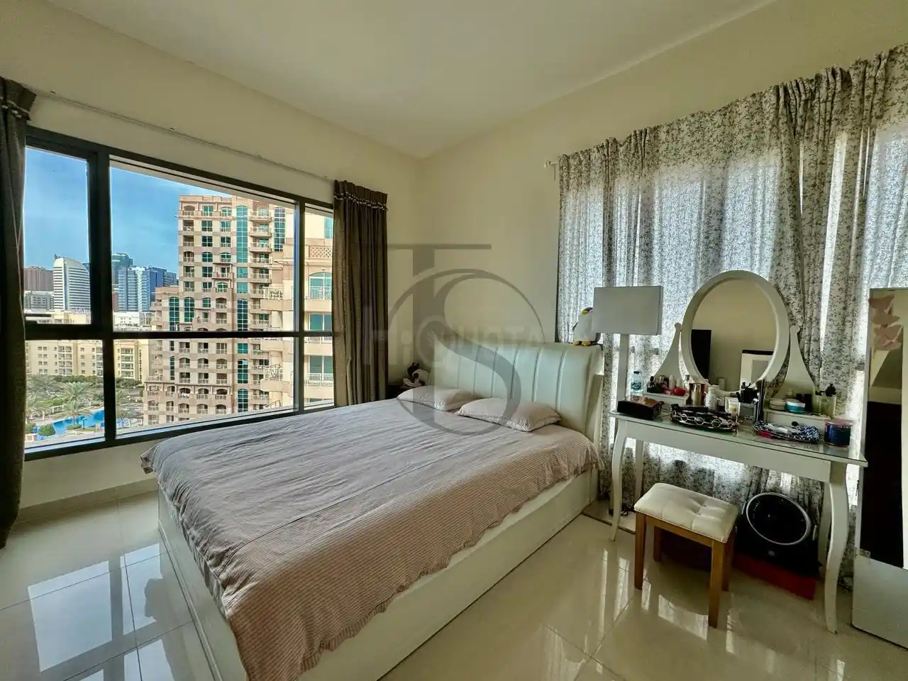Golf View | High Floor | Ready to move | Furnished