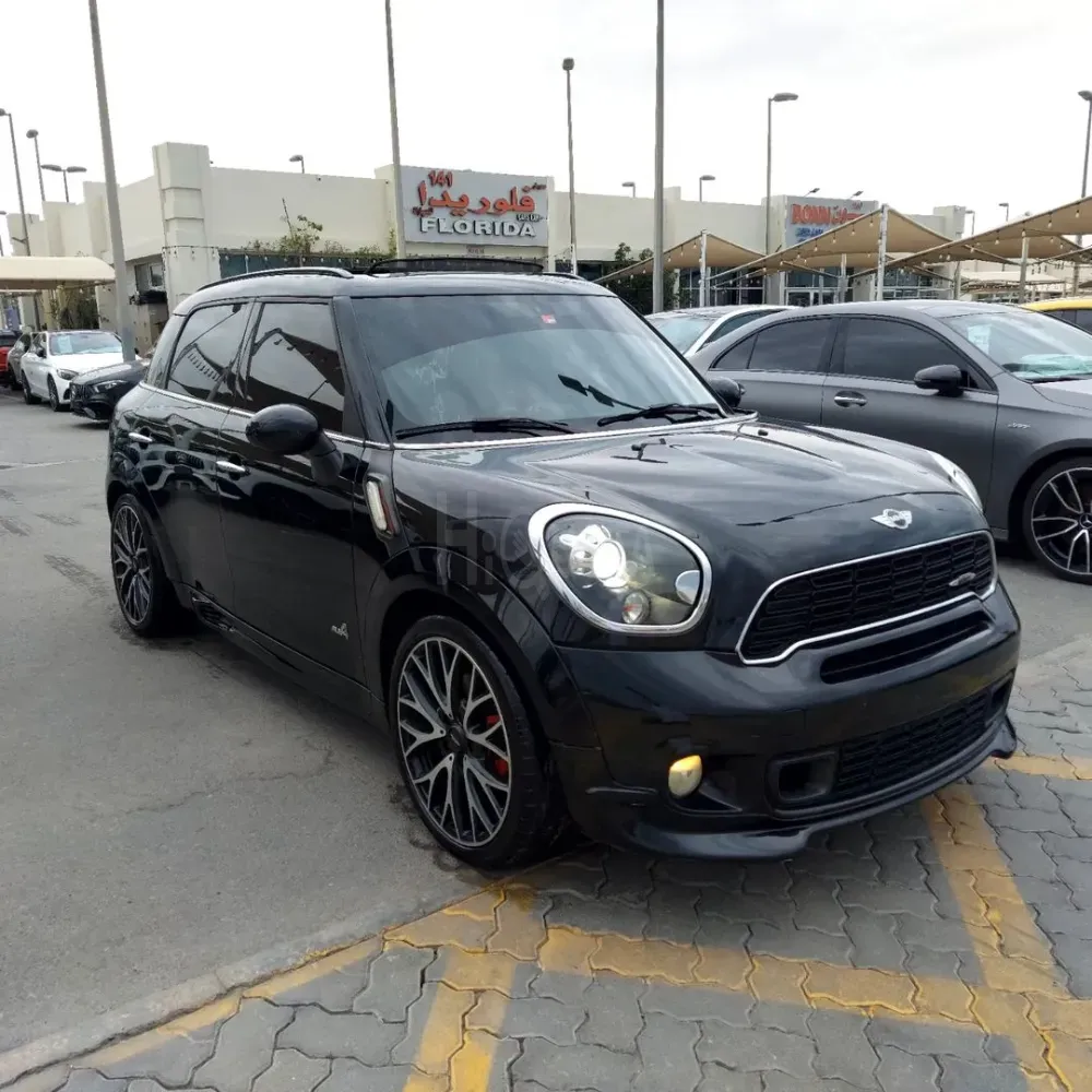Mini Countryman 4S 2015 model  Gulf full option