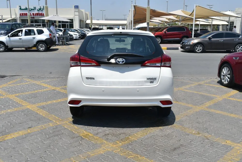 toyota yaris hatchback 2019 4 Clyinder GULF SPECS