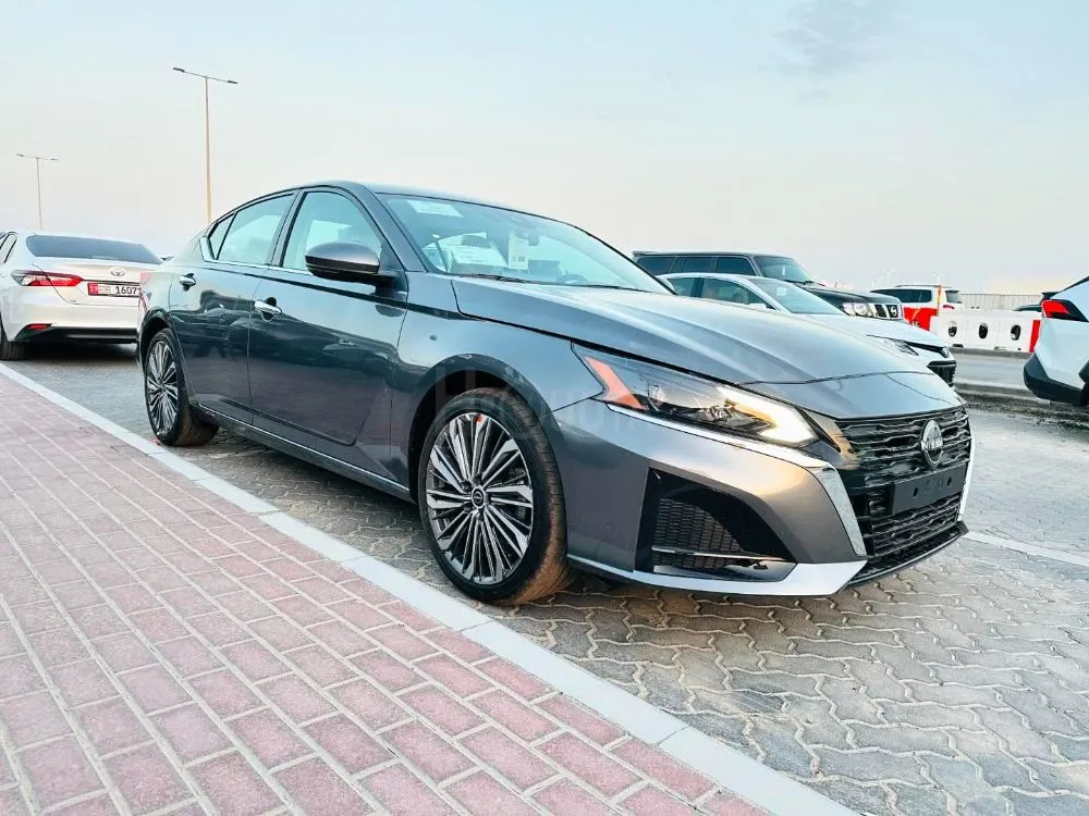 Nissan Altima SV for sale  Model 2024  4 cylinder engine 2.5L for sale on HiQuota